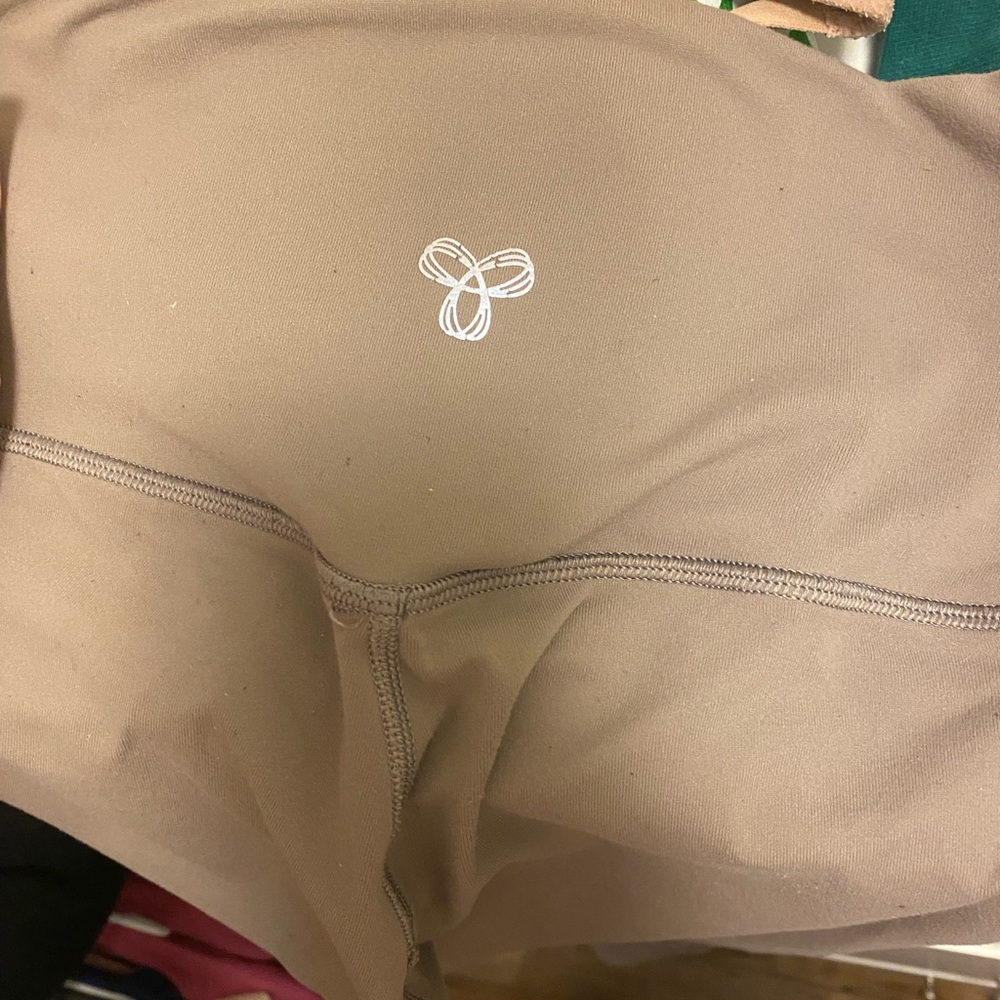 Tna leggings size small
